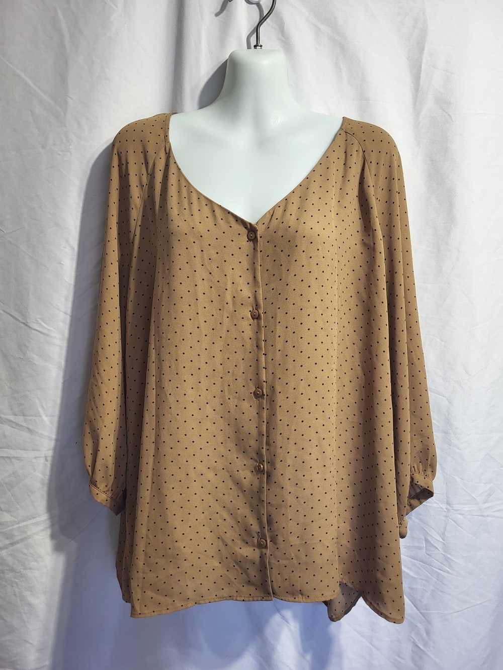 Reitmans Tan Polka Dot Button-Down Blouse, Size XXL